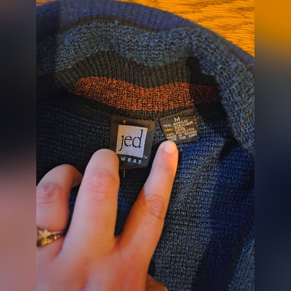 Vintage Knit Cardigan - Picture 3 of 3